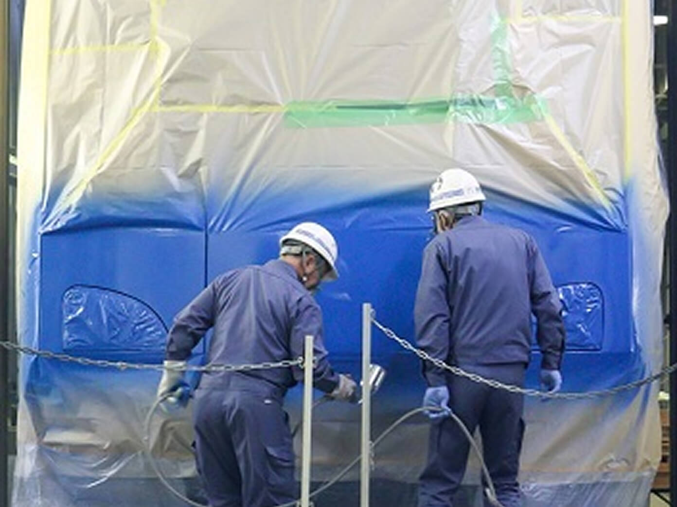車両部 車両整備職の仕事風景