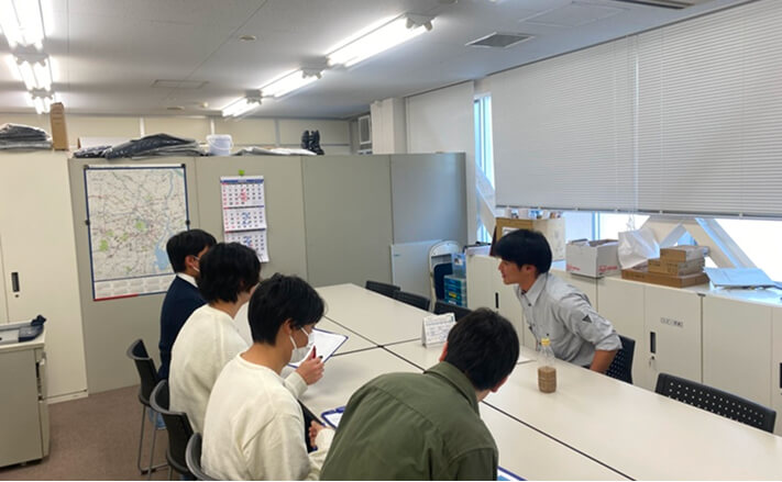 先輩内定者との交流会の様子